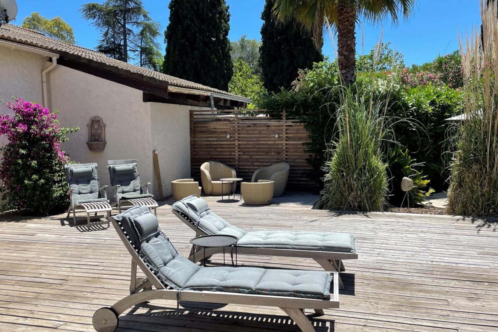 06V - Beautiful Villa With Spa Pool And Tennis Бьо Экстерьер фото